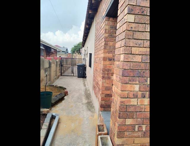 4 BEDROOM HOUSE FOR SALE IN PIMVILLE